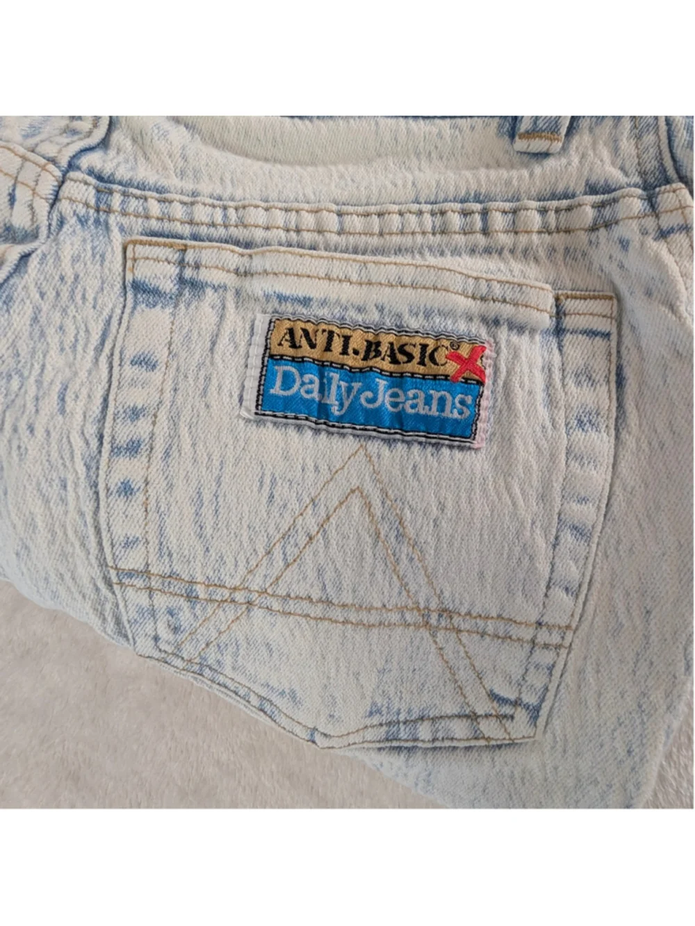 Anti Basic Daily Jeans Vintage Light Blue Acid Wash Ladder Jeans - Juniors 15